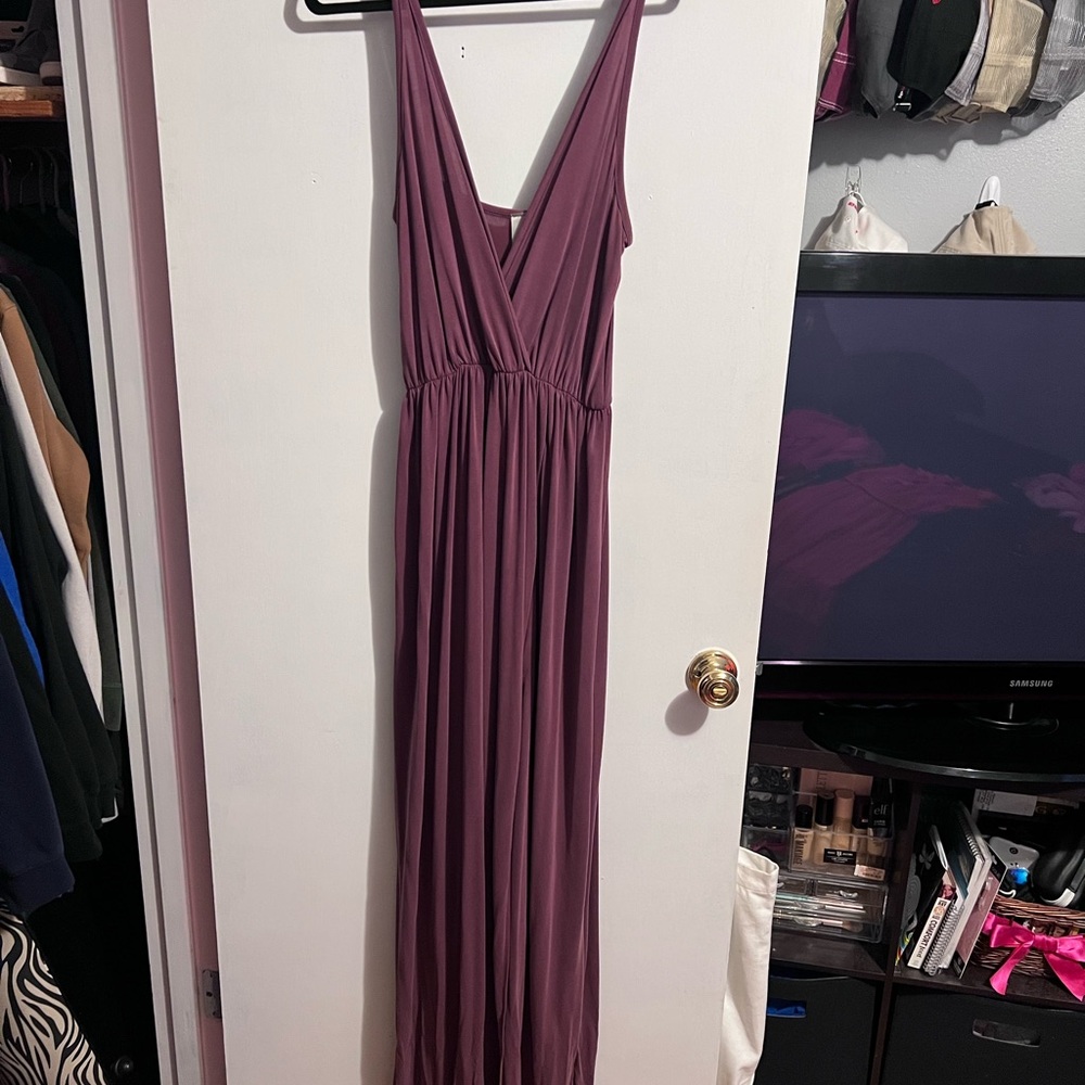 Chic Mauve Maxi Dress
